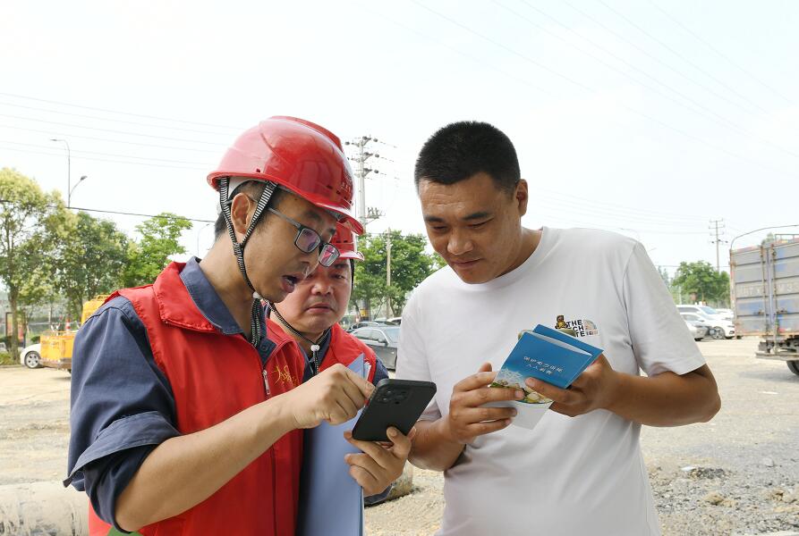 浙江余姚電力守護(hù)特種車輛司機生命安全