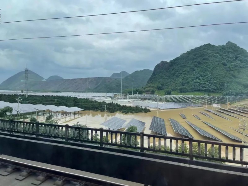 地面電站秒變漂浮電站，又一光伏電站被水淹！