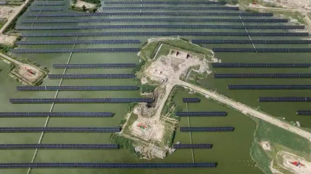 18.73MW！中石油首個水面光伏項(xiàng)目并網(wǎng)發(fā)電