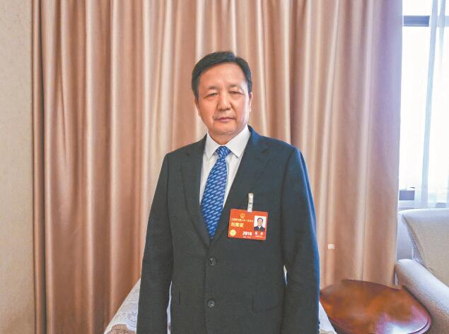 新型電力系統(tǒng)建設(shè)為電力裝備制造業(yè)帶來新機遇——訪全國人大代表，全國工商聯(lián)副主席，特變電工股份有限公司黨委書記、董事長張新