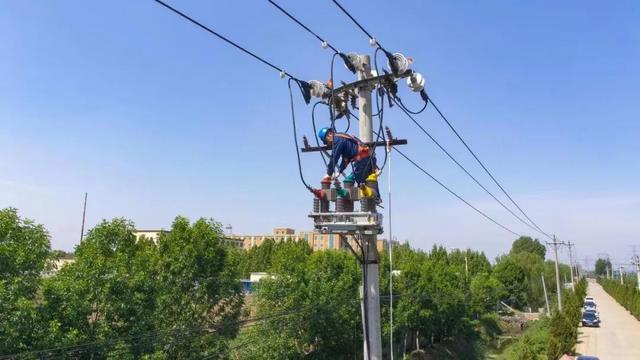 國網(wǎng)安陽供電公司一次綜合檢修力?！?年0跳”