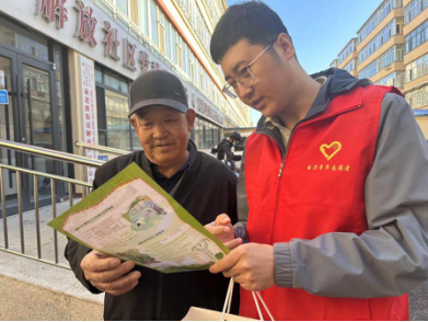 烏蘭察布供電公司負荷管理服務中心開展“寒冬將至送溫暖，優(yōu)質(zhì)服務進社區(qū)”青年志愿服務活動