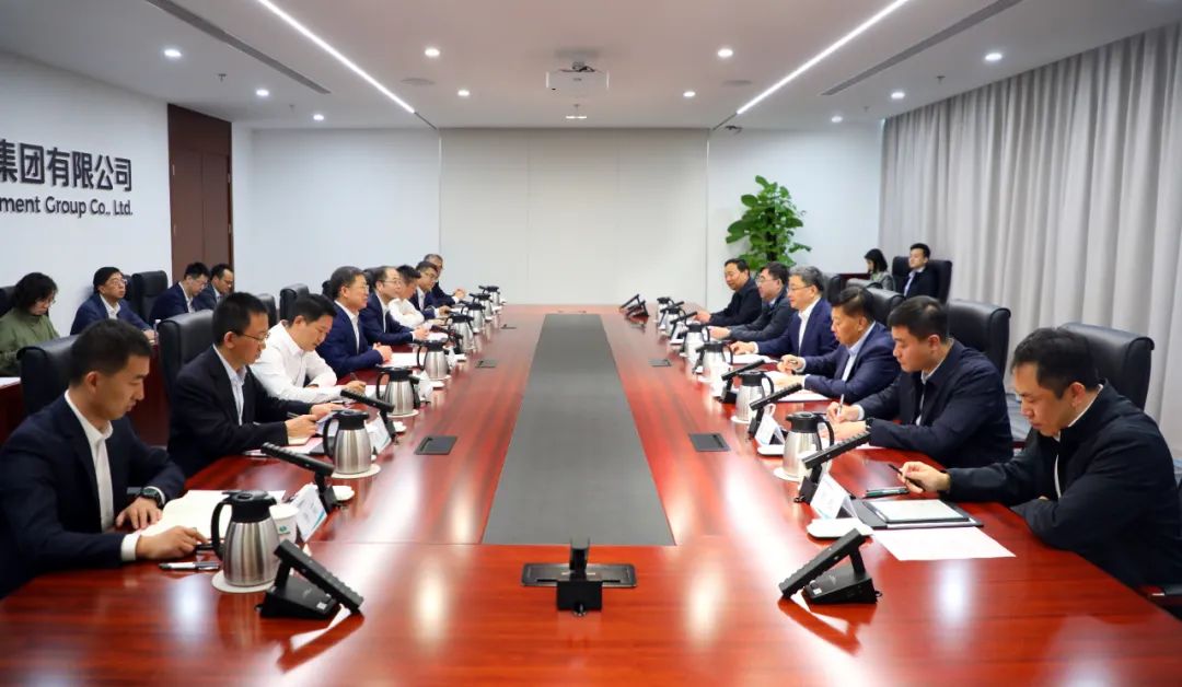 中國電氣裝備黨委書記、董事長李洪鳳會見濟(jì)南市委副書記、市長于海田