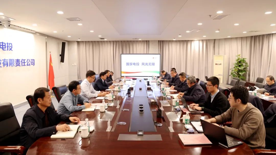 黃河水電公司黨委書記、董事長(zhǎng)姚小彥會(huì)見東方電機(jī)黨委書記、董事長(zhǎng)鄢志勇